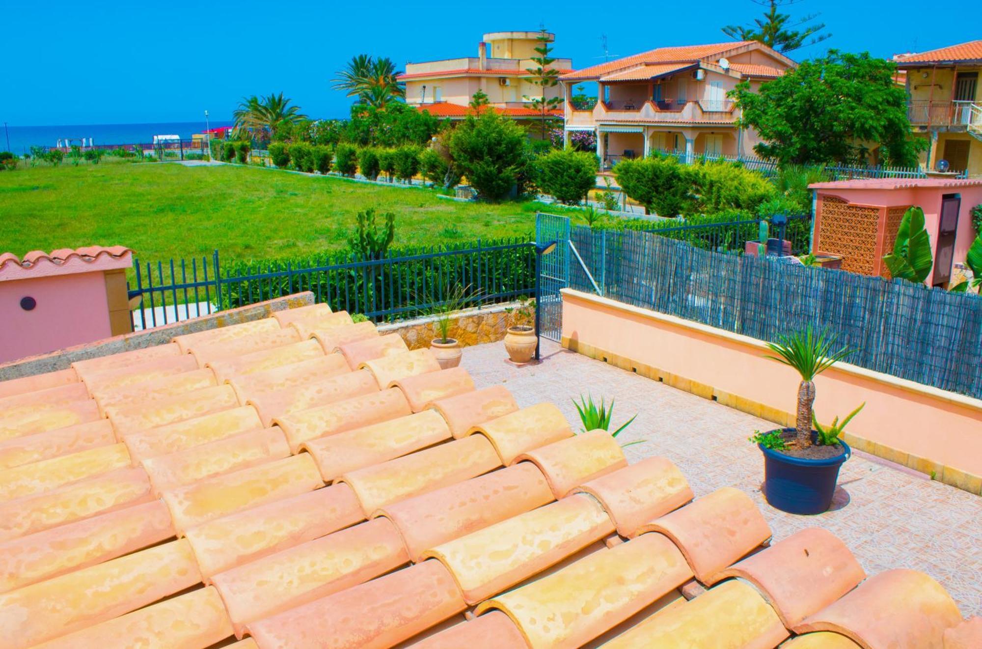 Costa Mediterranea Holiday Homes Campofelice Di Roccella Εξωτερικό φωτογραφία